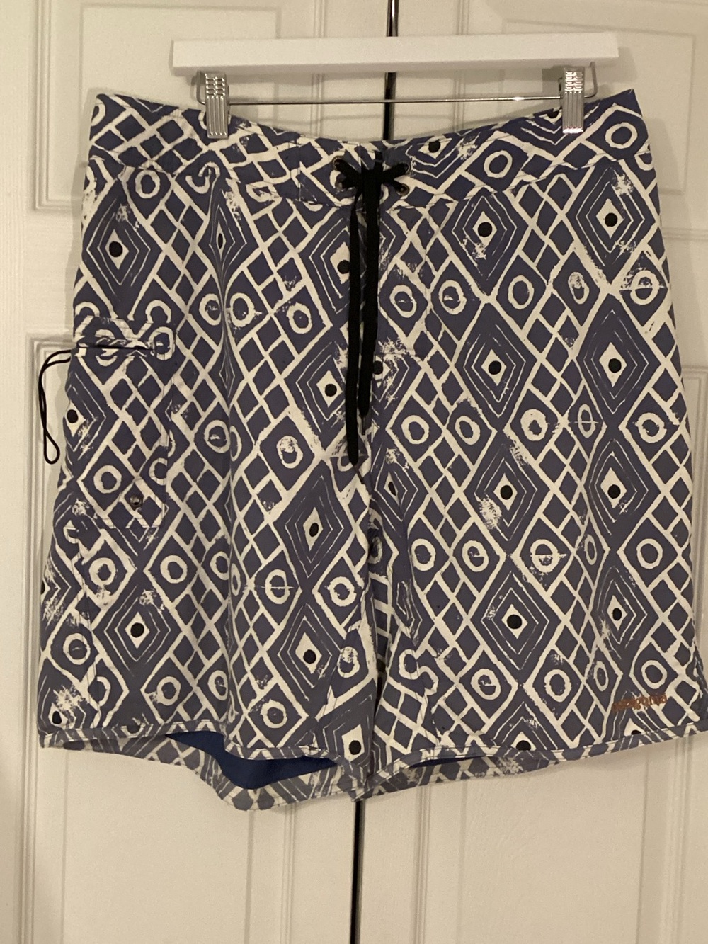 Patagonia Blue and White Geometric Men's Paddler  Board Shorts 36x8 EUC